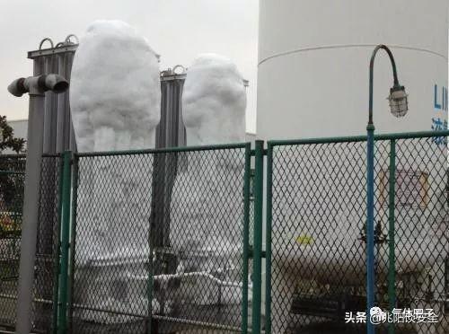 液氩储罐存放要求_液氩储罐的安全注意事项_液体储罐区应设在