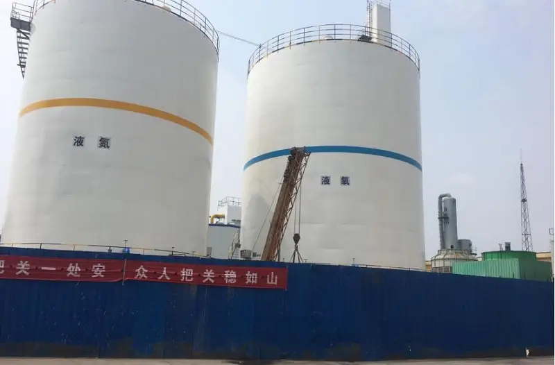 附件储罐液氮安全吗_液氮储罐安全规范_液氮储罐的安全附件